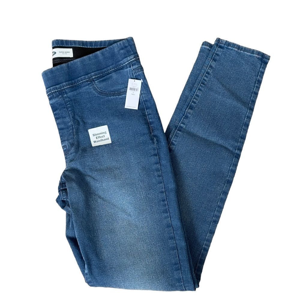 Old Navy Mid Rise Slimming Effect Waistband Super Skinny Jeans Size 6 Tall NWT